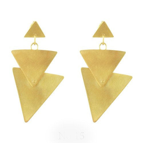 TRIANGLE STONES